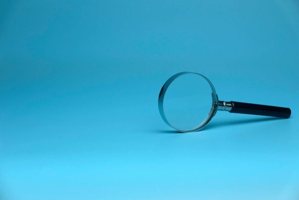 Voici un titre alternatif pour un article connexe : "Exploration de Bari sous un nouvel angle : découvrir les trésors cachés de la cité des saints