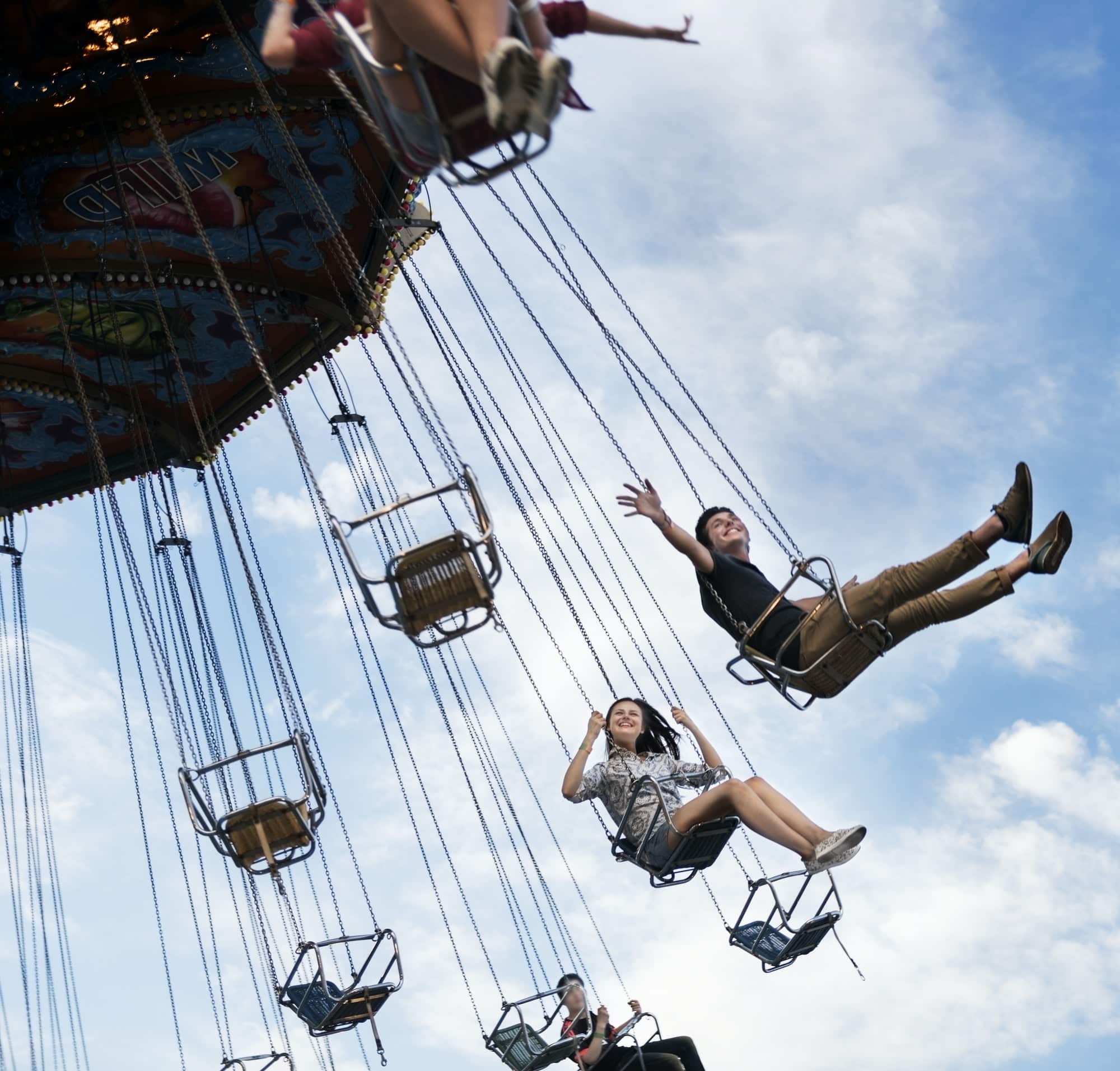 Comment préparer son enfant à une colonie de vacances parc d’attractions ?